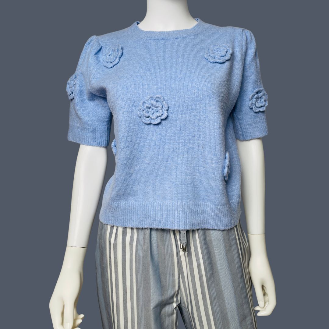 FloralAppliqueKnitTop-G1-2410091-ateliermodist-01.jpg