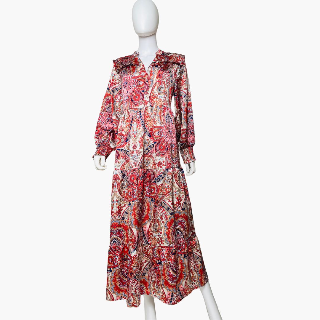 Golden_Sun_Tiered_Midi_Dress-G1-2410103-Ateliermodist-3.jpg