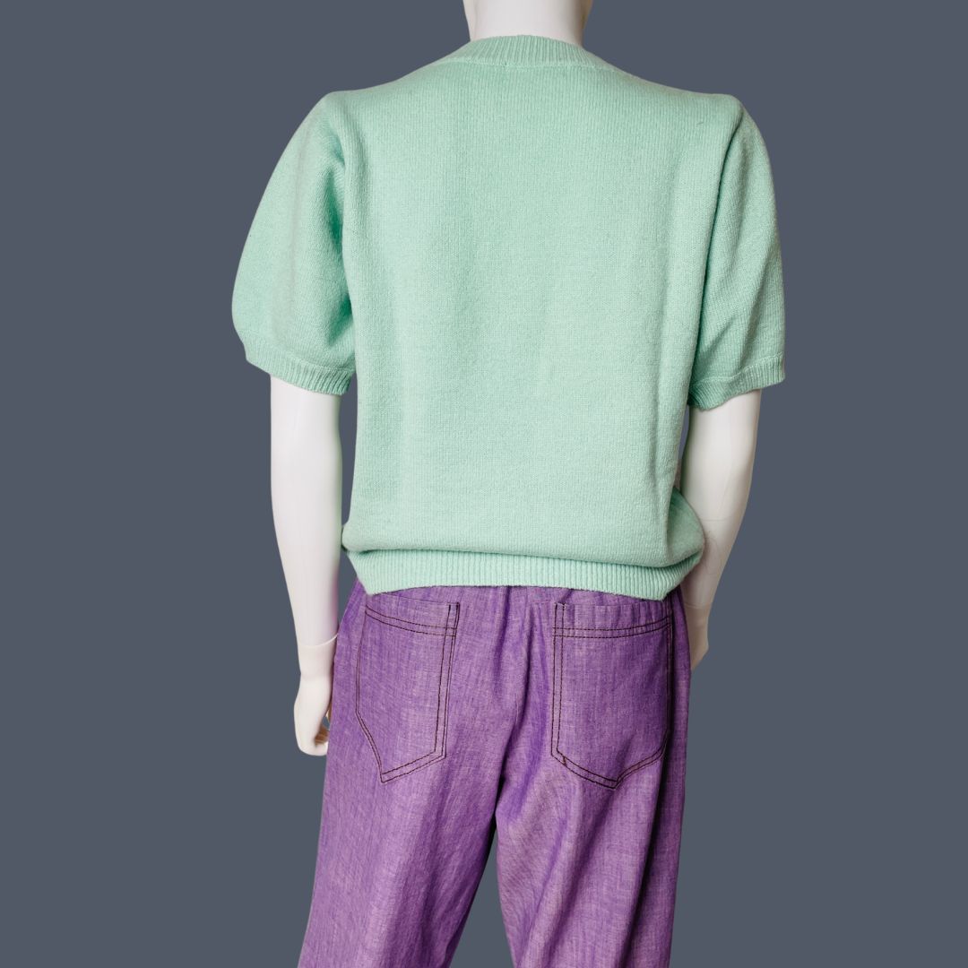 Knit Top with Bear Appliques Design